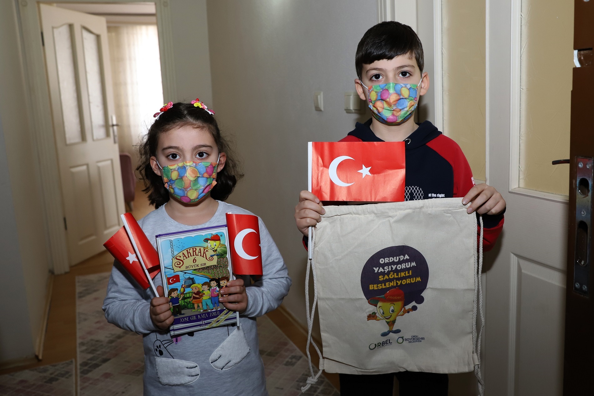 EVDE KALAN ÇOCUKLARA BÜYÜKŞEHİR’DEN SÜRPRİZ